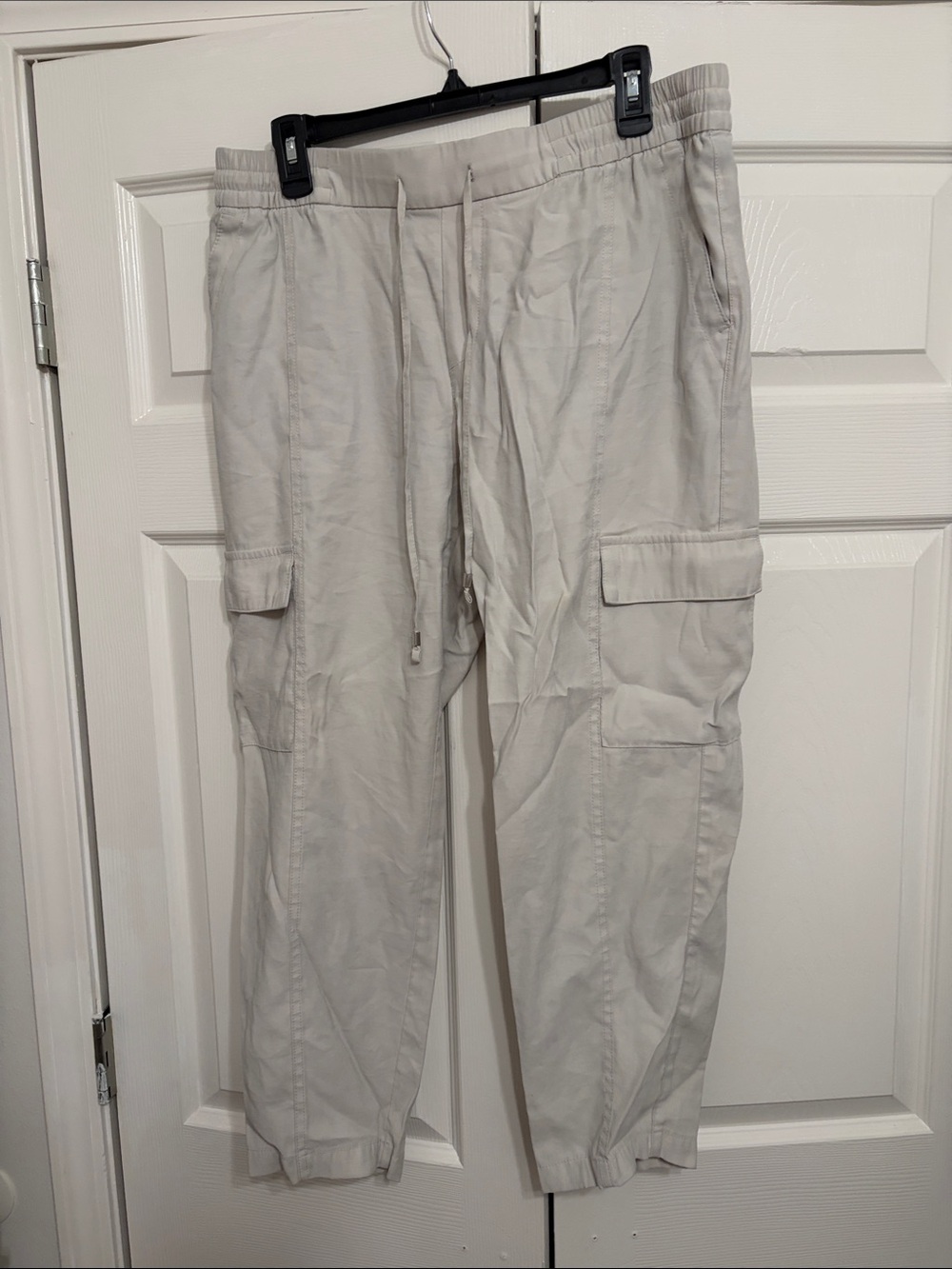 Women’s Drawstring Cargo Pants - Cream
